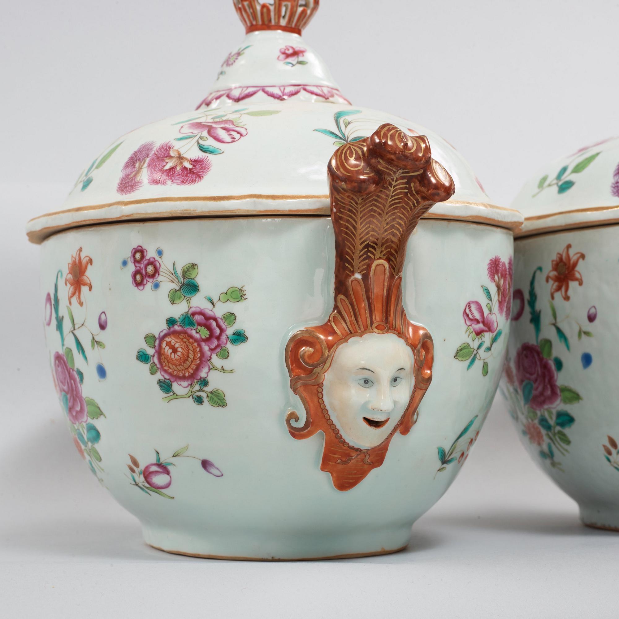 An export porcelain famille rose dinner service, Qing dynasty, Qianlong (1736-1795), (59 pc).