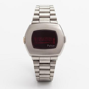 Pulsar, wristwatch, 40 x 32 mm.