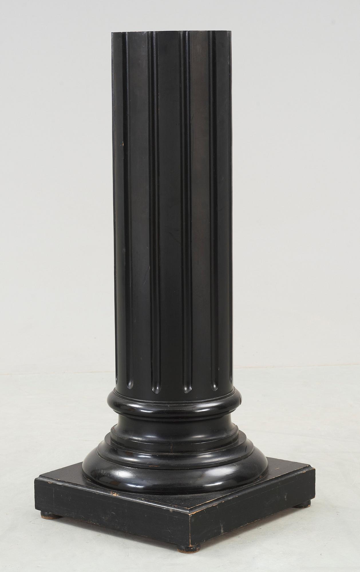 PIEDESTAL, 1900-talets första hälft.