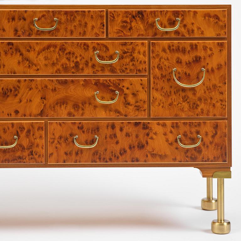 Josef Frank, "Tyresöbyrån", modell B 2170, Firma Svenskt Tenn, ca 1992.