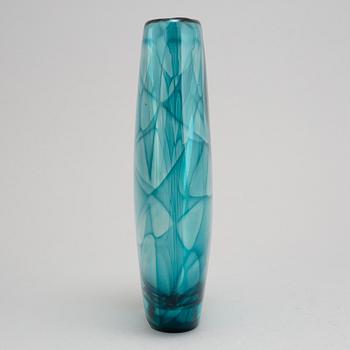 Vicke Lindstrand, a 'Colora' glass vase, 1960's.