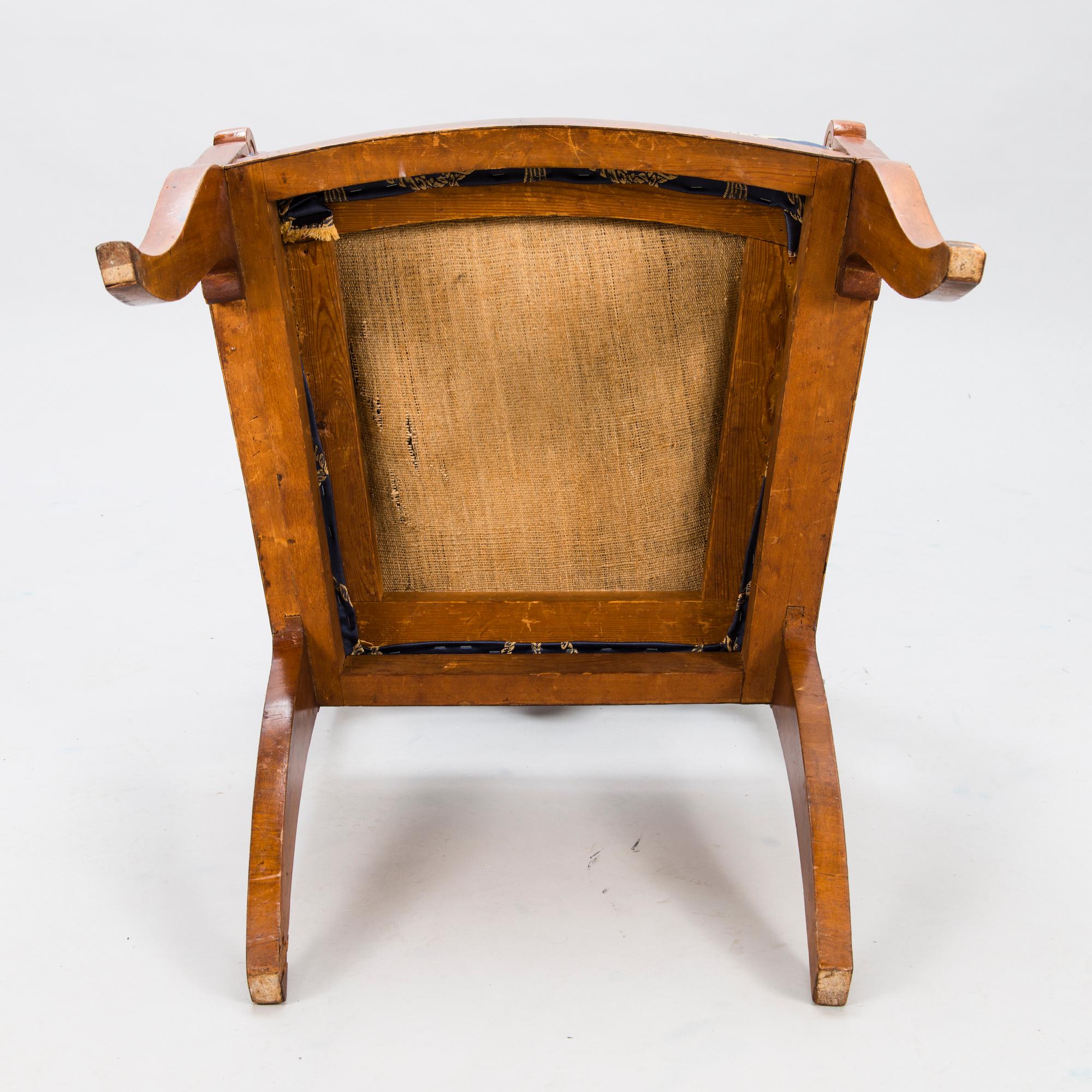 A RUSSIAN BIEDERMEIER CHAIR, ca 1820-1840s.