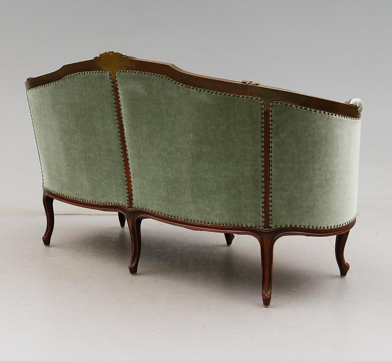 SOFFA, rokokostil, 1900-talets andra hälft.