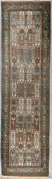 GALLERIMATTA, old, Pakistan, ca 294x82 cm.