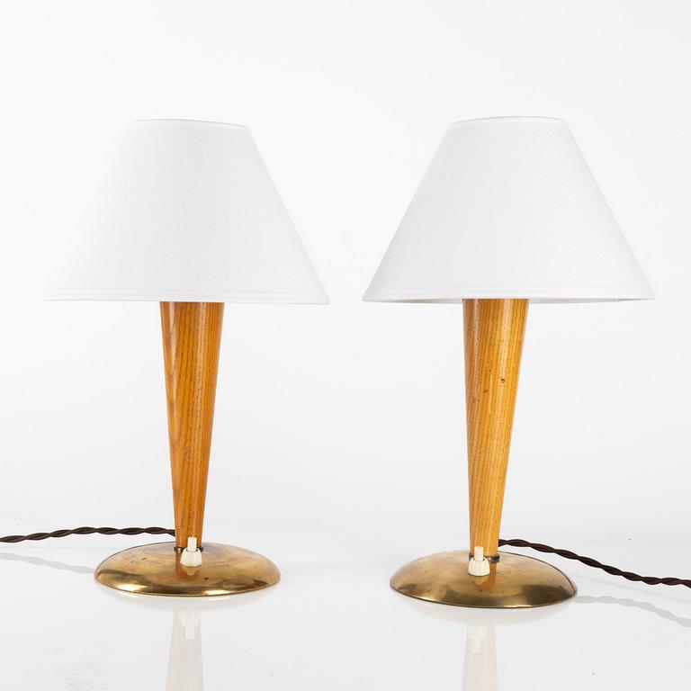 Bertil Brisborg, a pair of table lamps, Nordiska Kompaniet, 1940s-1950s.