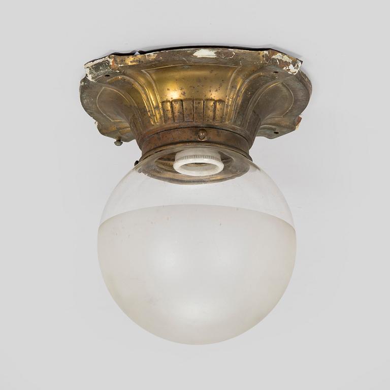 A 1920s ceiling light for Taito.