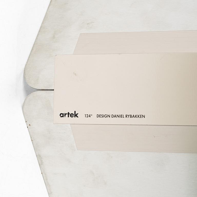 Daniel Rybakken, A '124°' mirror, Artek.