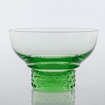 DESSERTSKÅLAR, 16 st, "Tarantella", Glimma Glasbruk, omkring 1900-talets mitt.