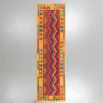 Gallerimatta, kelim, ca 293 x 88 cm.