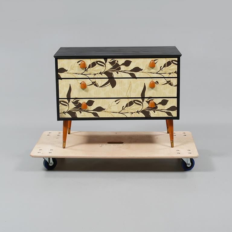 BYRÅ, omkring 1900-talets mitt.