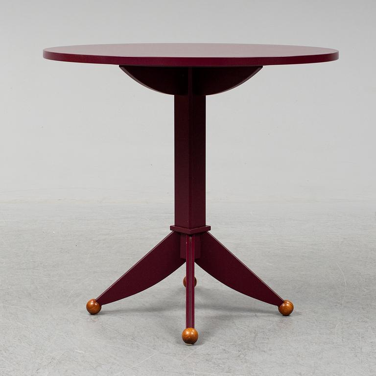 UMBERTO ASNAGO, a sofa, two armchairs and a table, 'Progetti', Italy.