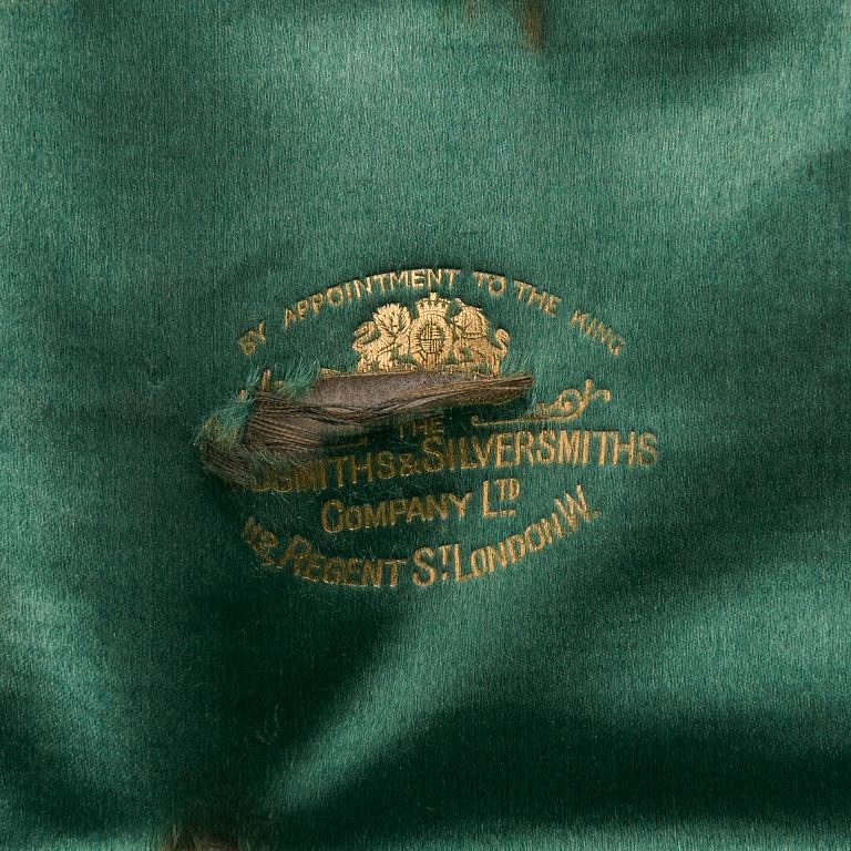Samuel Smily, teeastiasto, 9 osaa, sterlinghopeaa, osittain kullattu, Goldsmiths Alliance Ltd, Lontoo 1873-74.