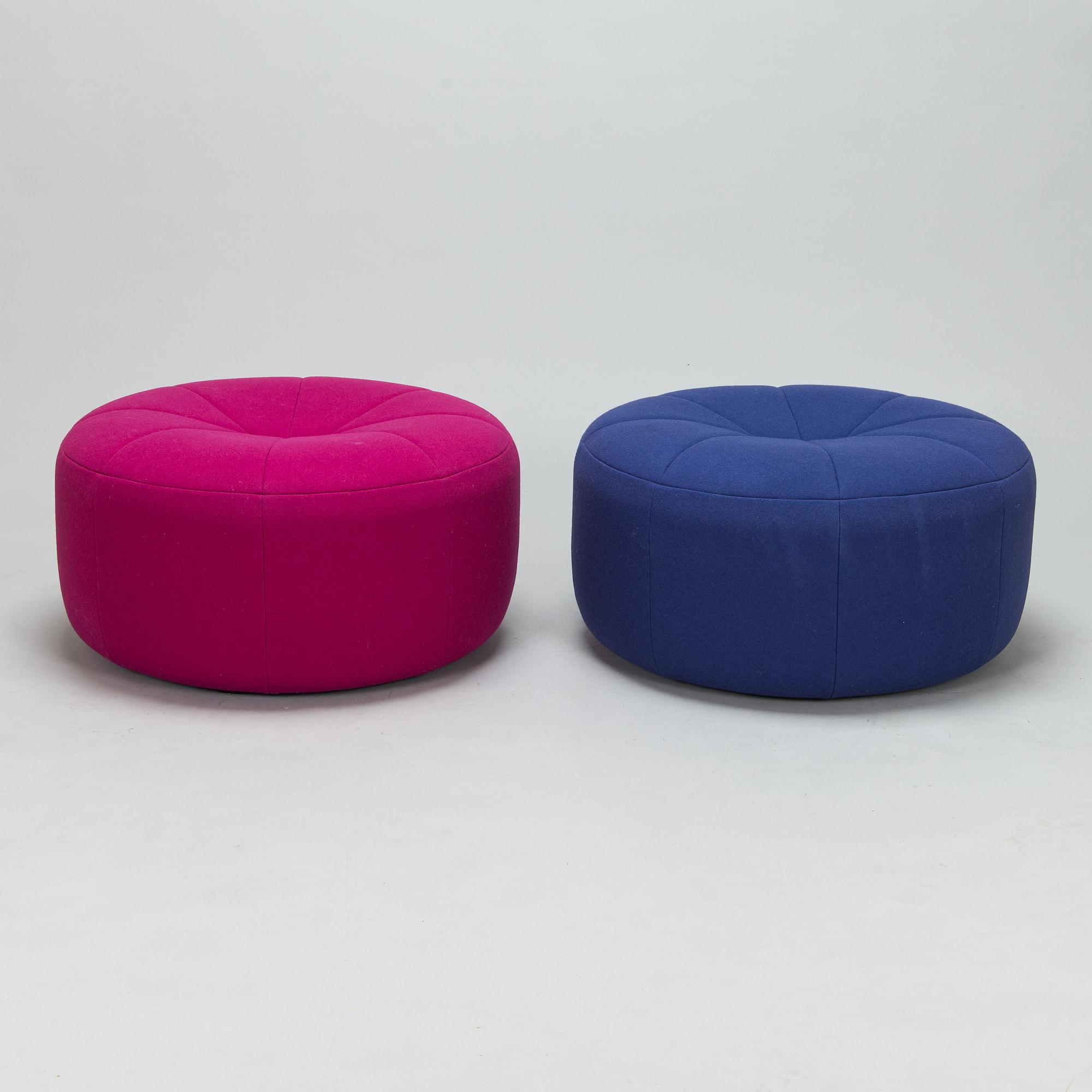Pierre Paulin, sittpuffar, 2 st, "Pumpkin", Ligne roset, Frankrike.