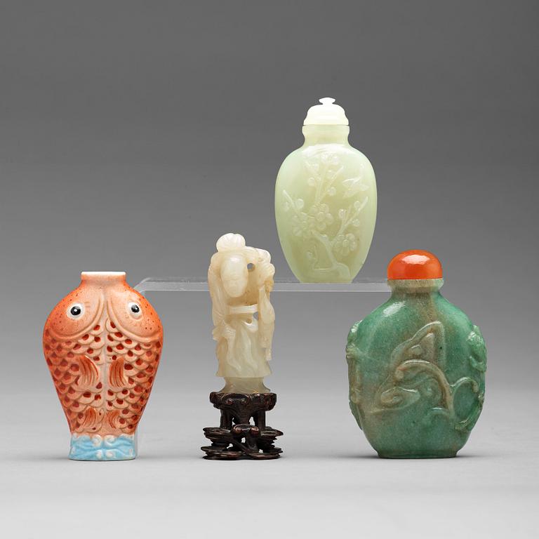 A set three Chinese snuff bottles and a figurine, 19/20th Century.