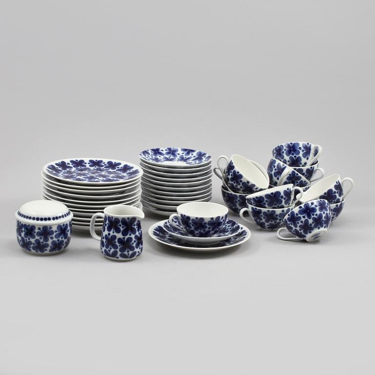 SERVISDELAR, 26 st, "Mon Amie", Marianne Westman, 1900-talets andra hälft.