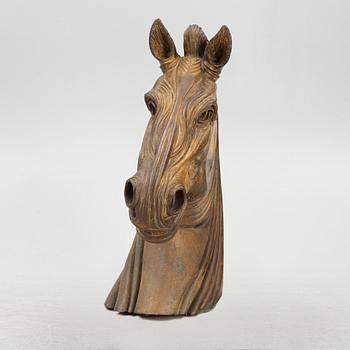 Unknown artist, A horse's head.