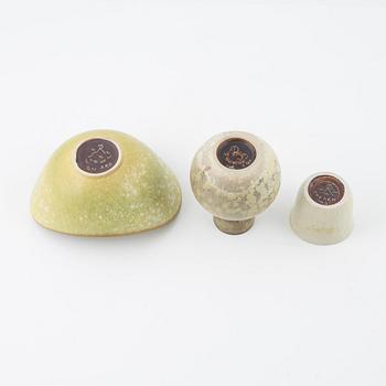 Carl-Harry Stålhane, vaser, 5 st, samt Gunnar Nylund, skål, stengods, Rörstrand.