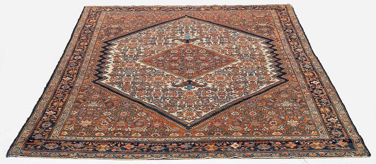 Matta, antik Feraghan, Västra Persien, ca 192 x 121 cm.