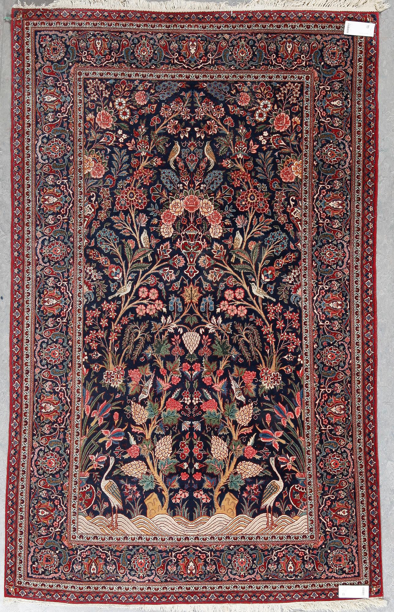 MATTA, semiantik Keshan figural, ca 210x130 cm.
