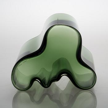 Alvar Aalto, A 'Savoy' 50-year jubilee vase, signed A. Aalto 1936-1986 Iittala 157/8000.