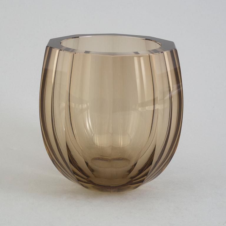 GERDA STRÖMBERG, a glass vase from Strömbergshyttan, 1935.