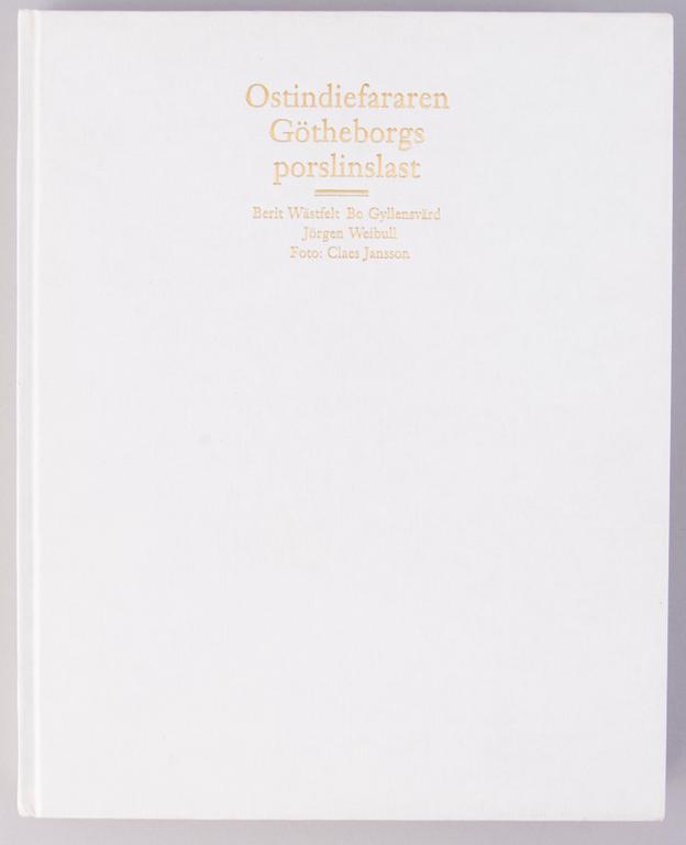 KIRJOJA 10 KPL, Kiinalaista posliinia ja käsityötä.