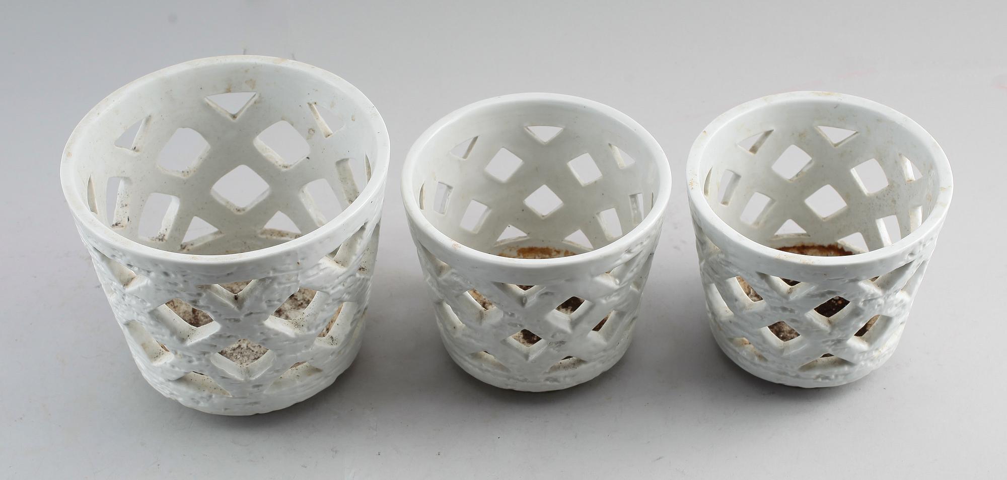 YTTERFODER, 5 st, stengods, chamotte, Gunnar Nylund, Rörstrand.