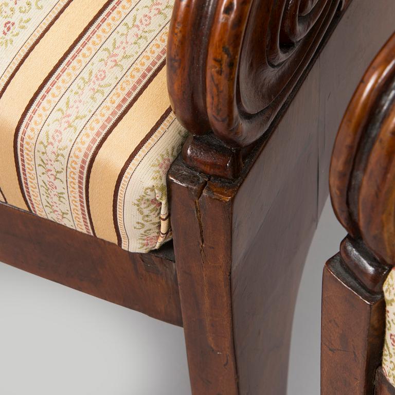 Nojatuolipari, Biedermeier, 1820-40-luku.