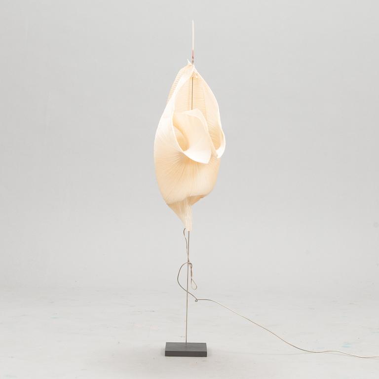 Ingo Maurer, A 'Gaku' tablelamp, Germany.