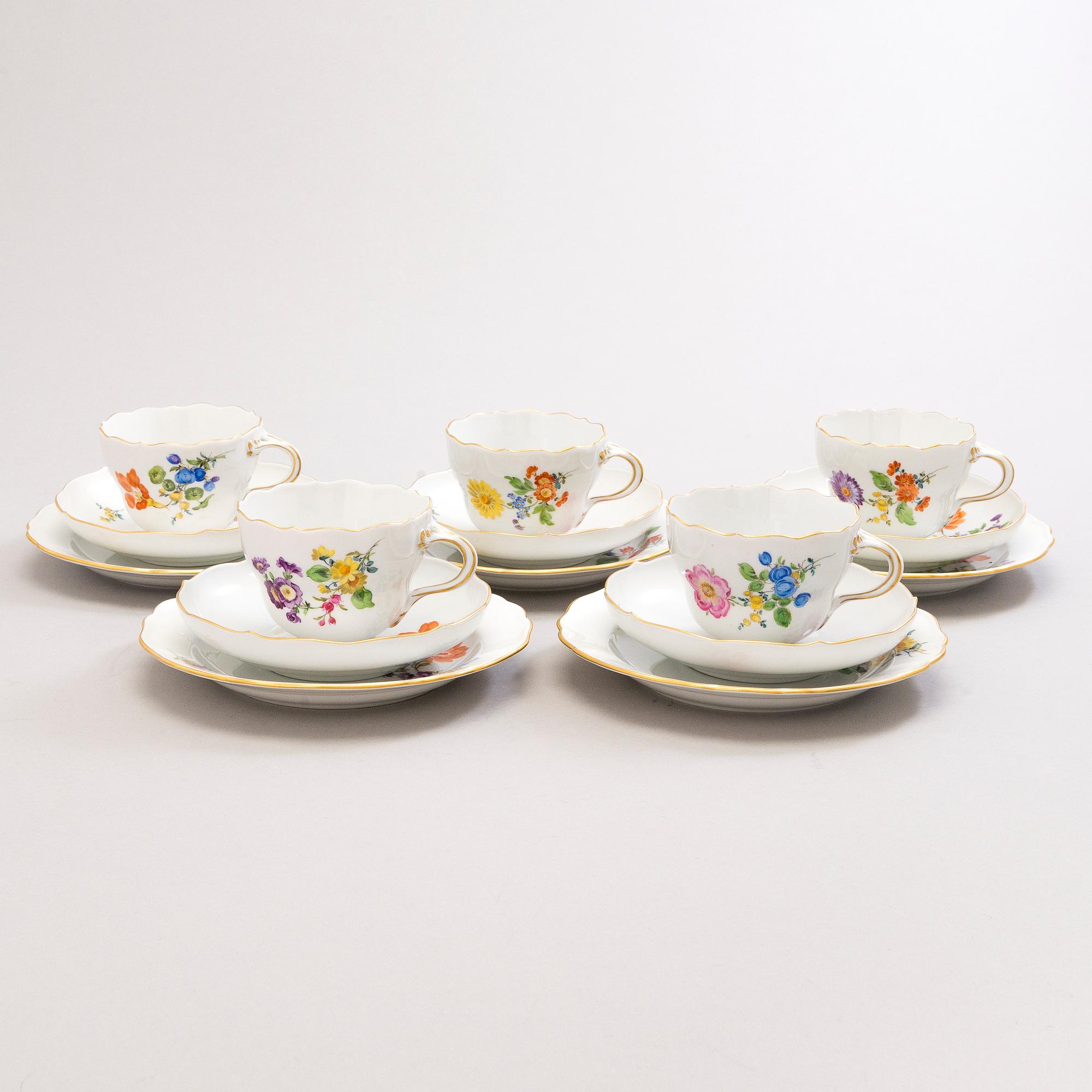 A 13-piece Meissen porcelain coffee set, first half of the 20th