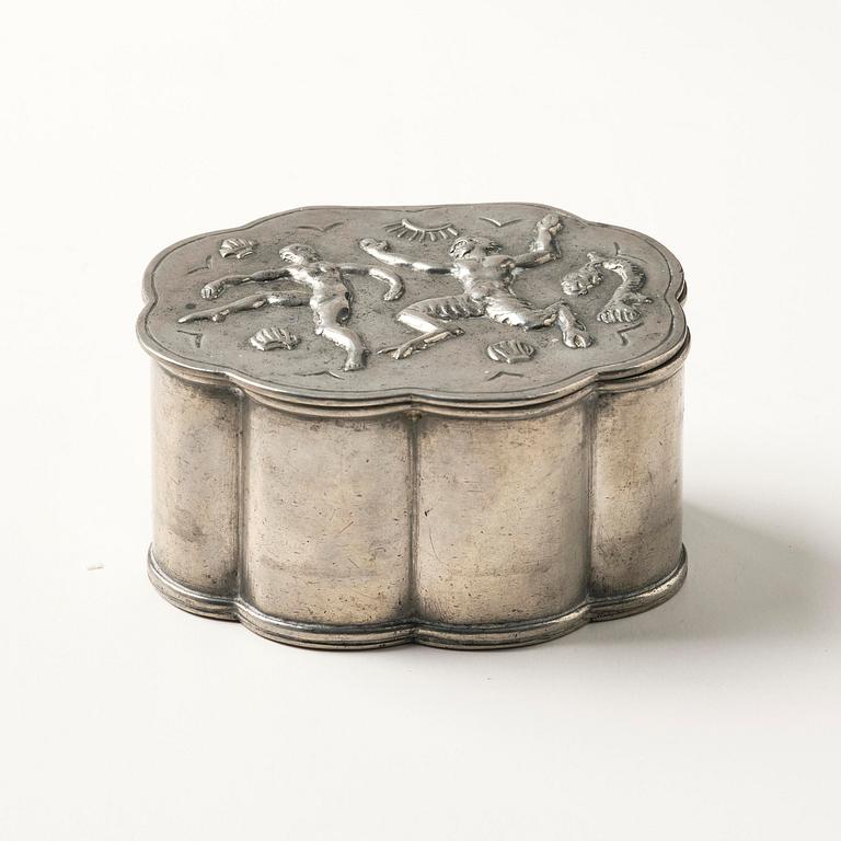 Nils Fougstedt, attributed to, a Swedish Grace pewter box, Herman Bergman konstgjuteri, Stockholm, 1929.