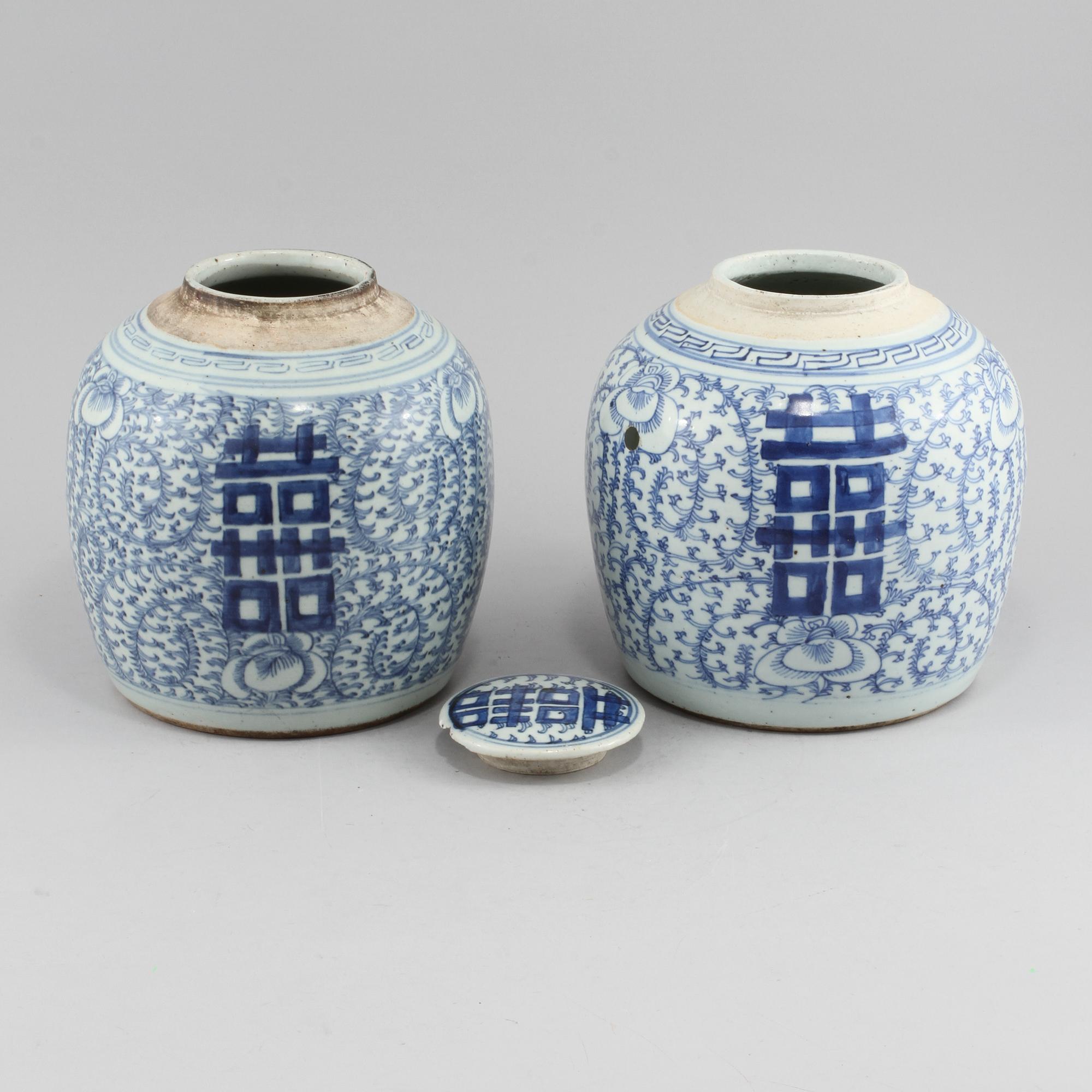 BOJANER, 2 st, porslin, Kina, 1800-tal.