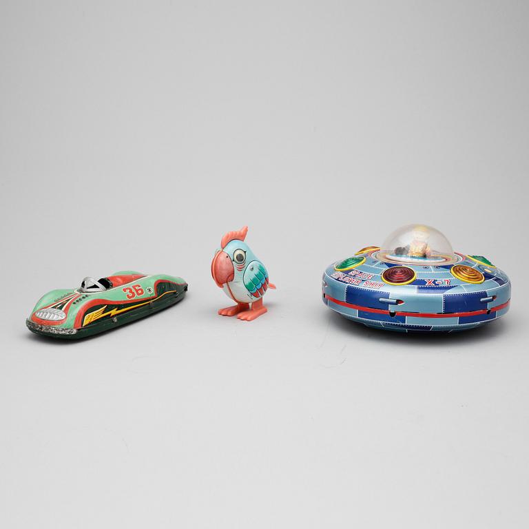 LEKSAKER, 3st, Modern Toys samt Yone, Japan, 1900-talets mitt.