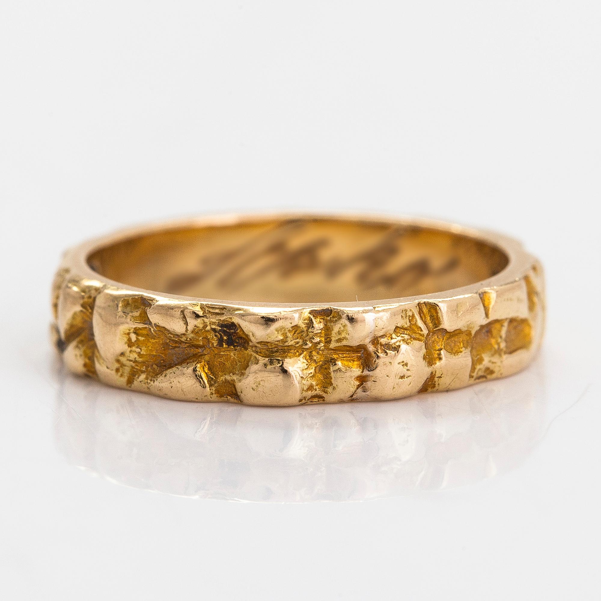 Björn Weckström, an 18K gold ring. Lapponia 1970.