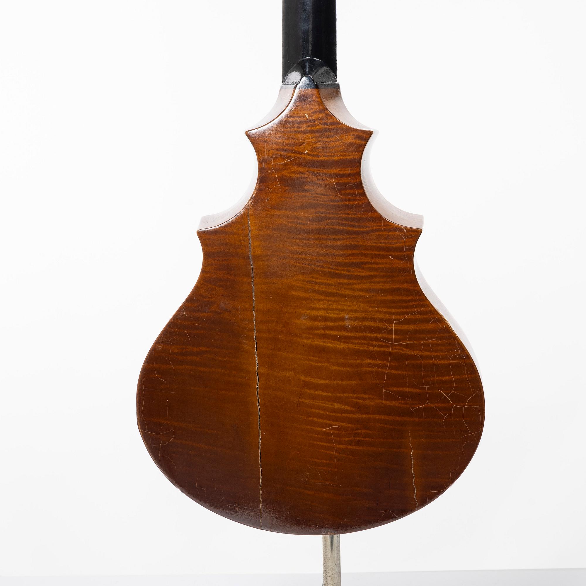 Bernhard Enzensperger, acoustic guitar, "No 73", 1836, Austria.