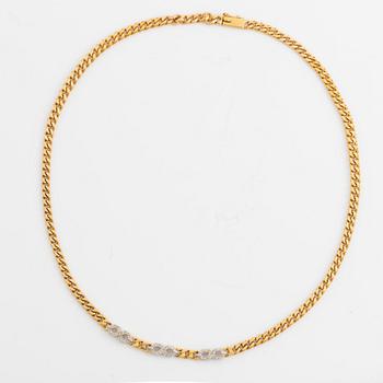 18K gold and small eight cut diamond necklace and bracelet.