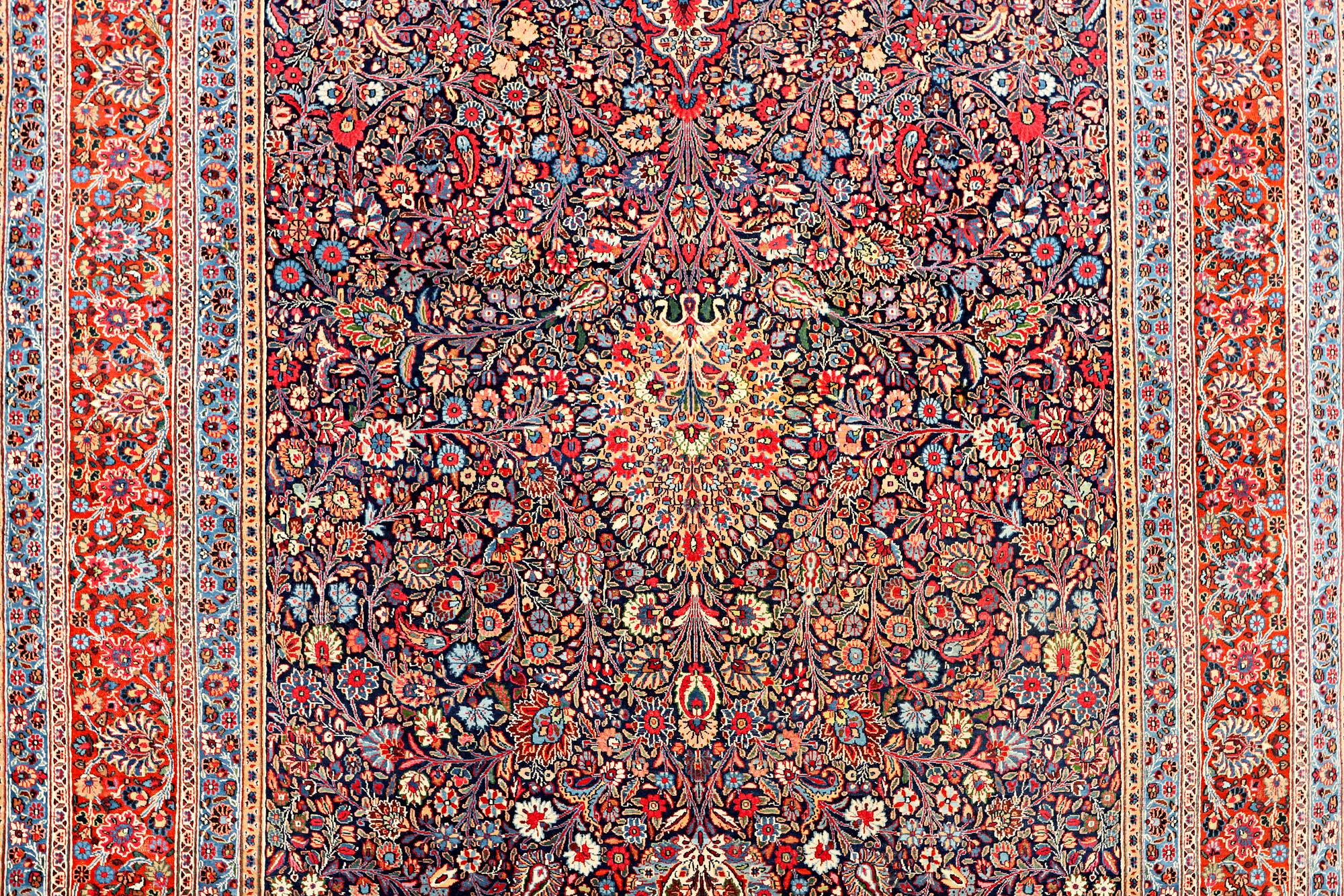Matta, semiantik Meshed, ca. 360 x 252 cm.