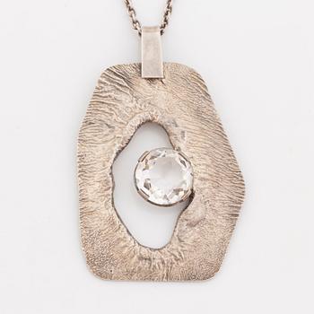 Stigbert silver and rock crystal pendant, with chain.