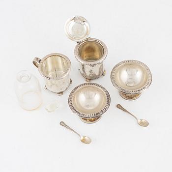 Hovjuvelerare G A Dahlgren Ab, bordssurtout, 5 delar, silver, Malmö 1933-35.