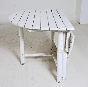 TRÄDGÅRDSMÖBLEMANG, 7 delar. 1900-tal.
