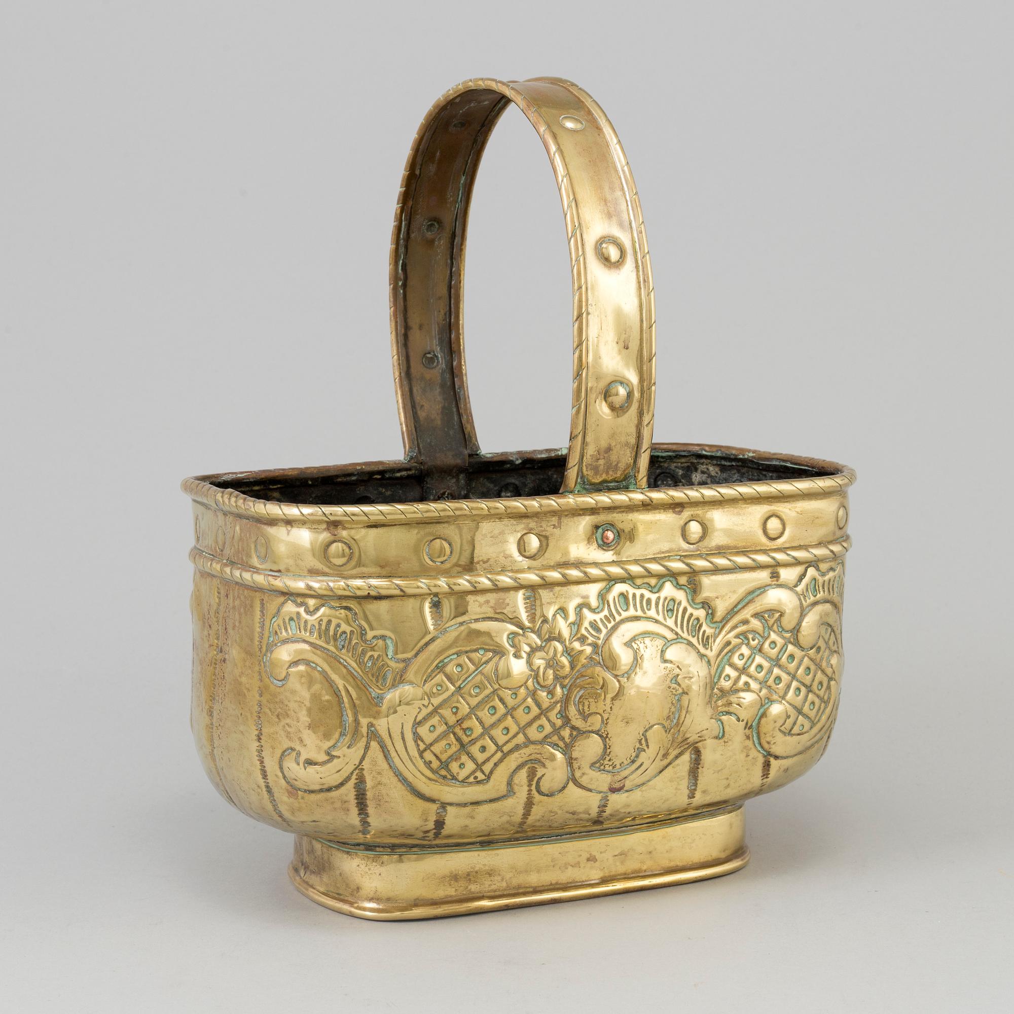 KORG, mässing, 1800-tal.