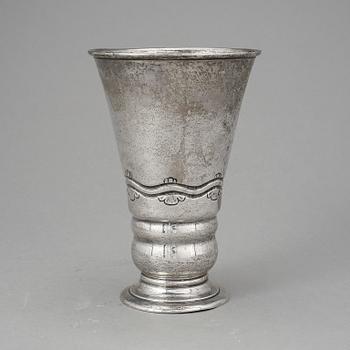 VAS, silver, Christian. F. Heise, Köpenhamn, Danmark, 1922. Vikt ca 185g.