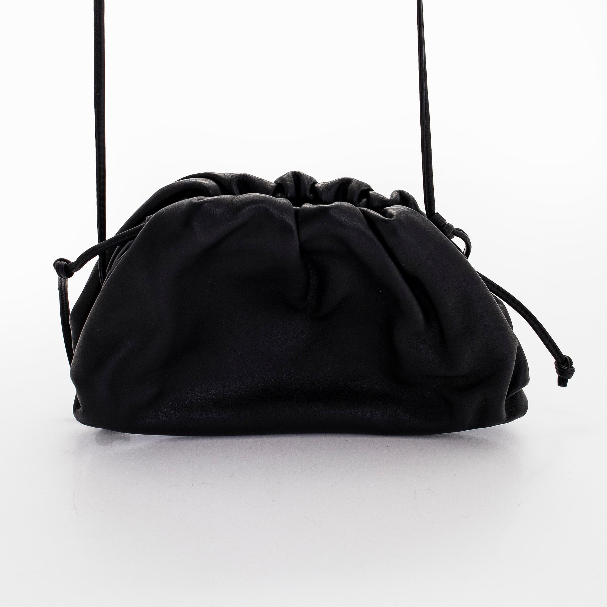 Bottega Veneta, väska, "Mini Pouch".
