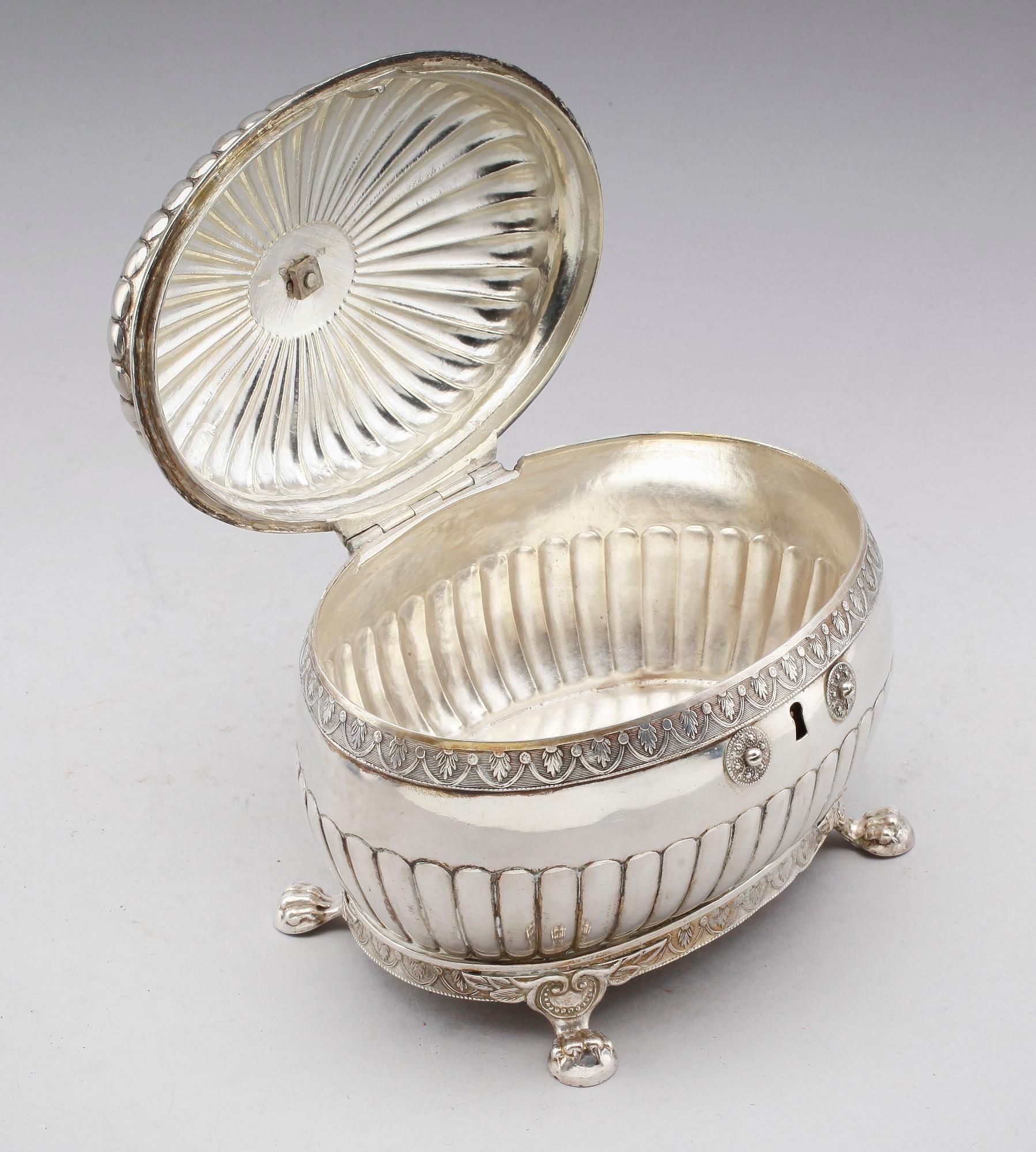 SOCKERSKRIN, silver, Carl Wilhelm Troselius, Stockholm 1825-1842. Vikt ca 660 gram.