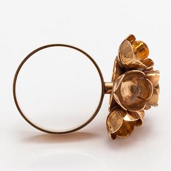 Liisa Vitali, Ring "Kevät", 14K guld. Westerback, Helsingfors 1970.