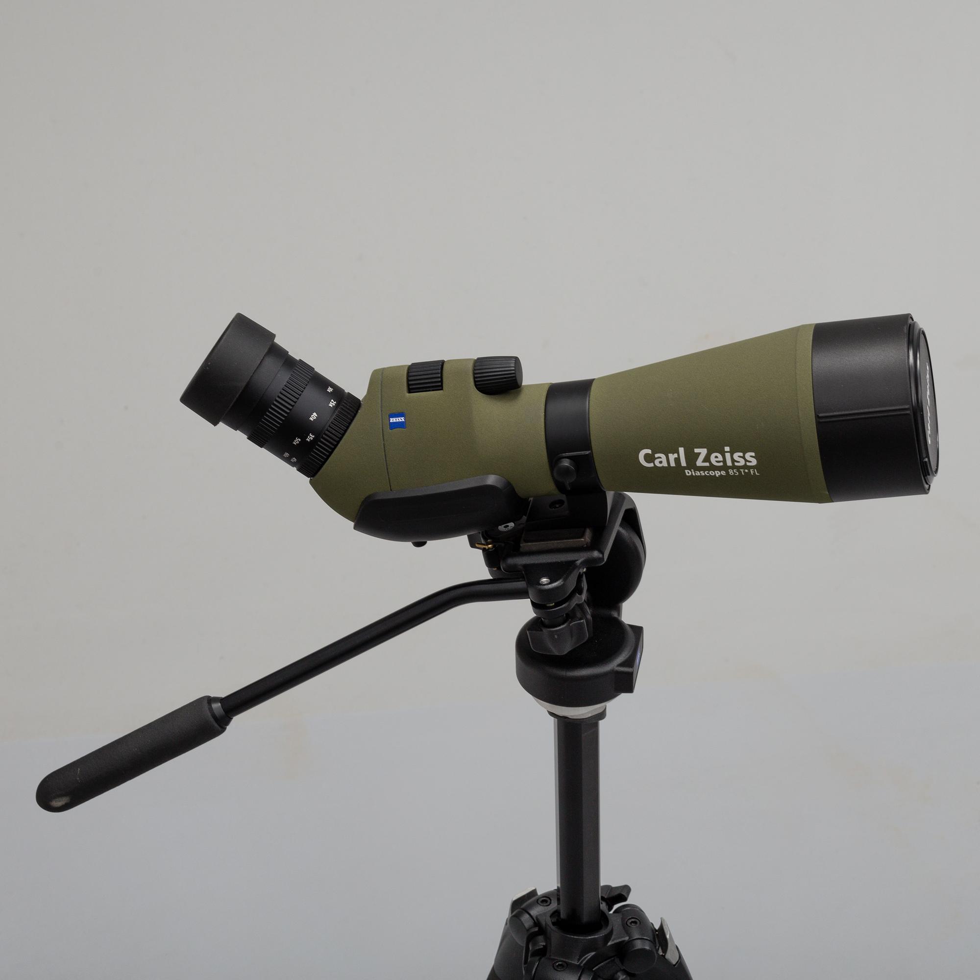 "Diascope 85 T* FL", Carl Zeiss.