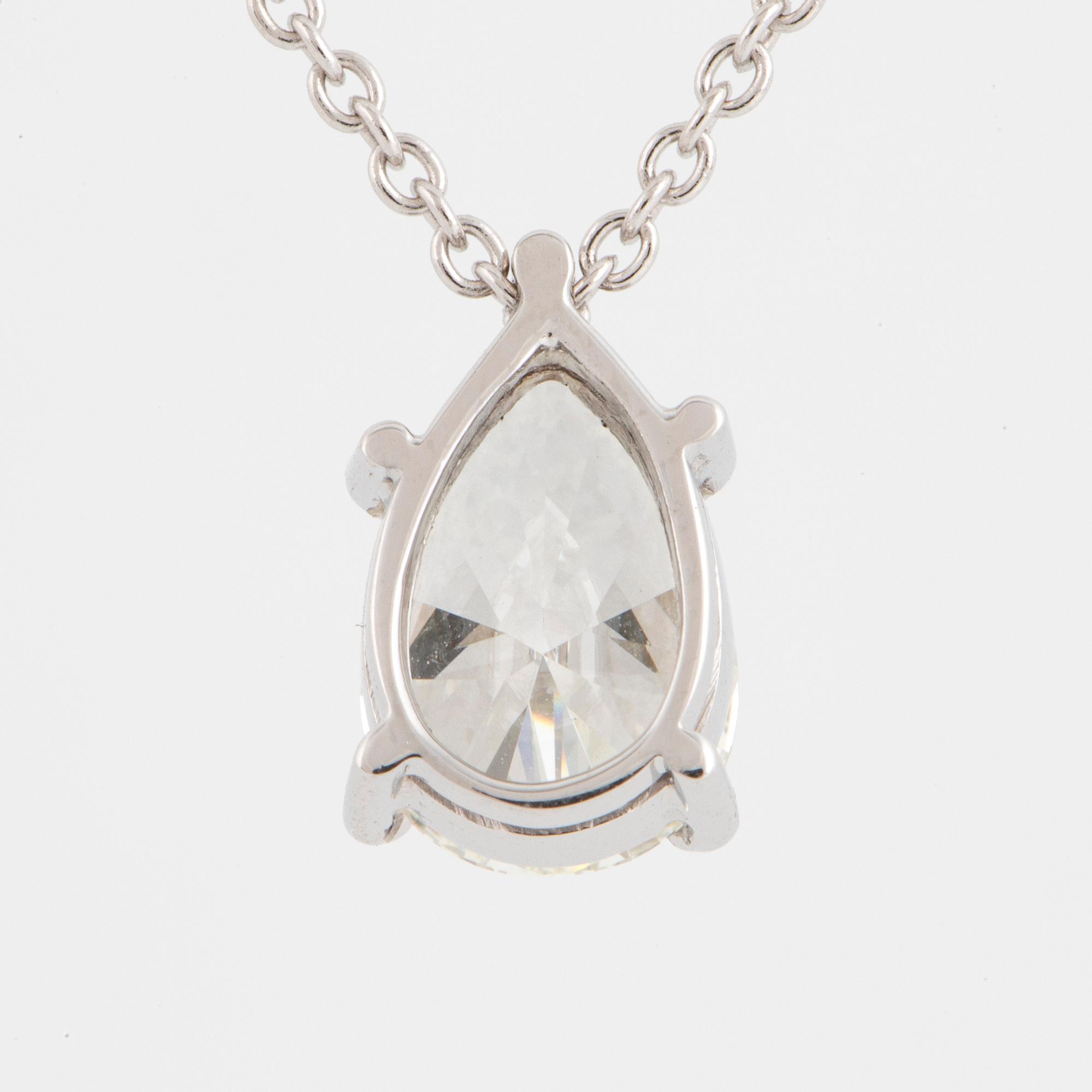 Pear shaped diamond necklace.