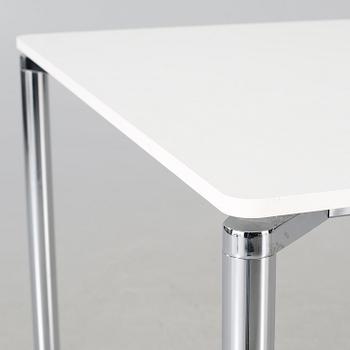 A "Plano" table, deisgned by Pelikan Design (Niels Gammelgaard og Lars Mathiesen) for Fritz Hansen, made 2004.