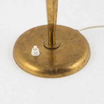 Harald Notini, bordslampa, modell "15296", Arvid Böhlmarks Lampfabrik, Stockholm, 1940-tal.