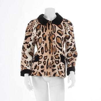 DOLCE GABBANA, a leopard printed fur coat.Size 30/44.